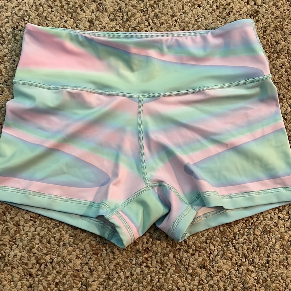 United Lifters active shorts